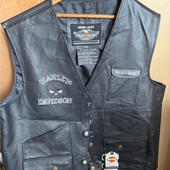 Harley-Davidson Black Leather Motorcycle Vest - Main Image